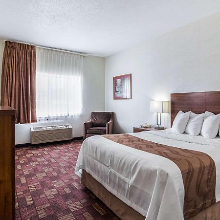 Econo Lodge Luverne I-90 Екстериор снимка