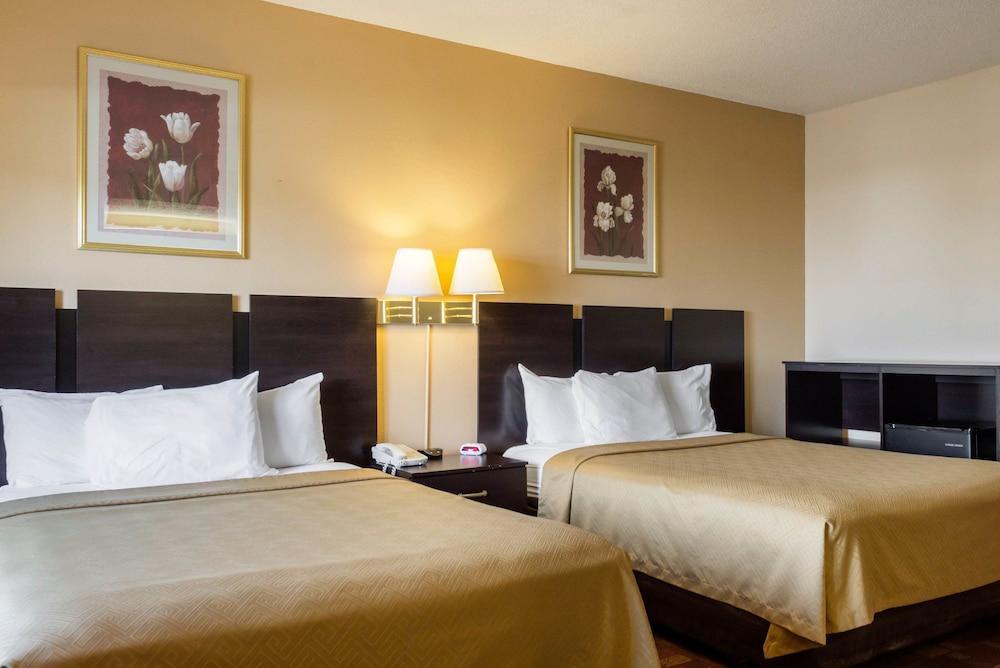 Econo Lodge Luverne I-90 Екстериор снимка