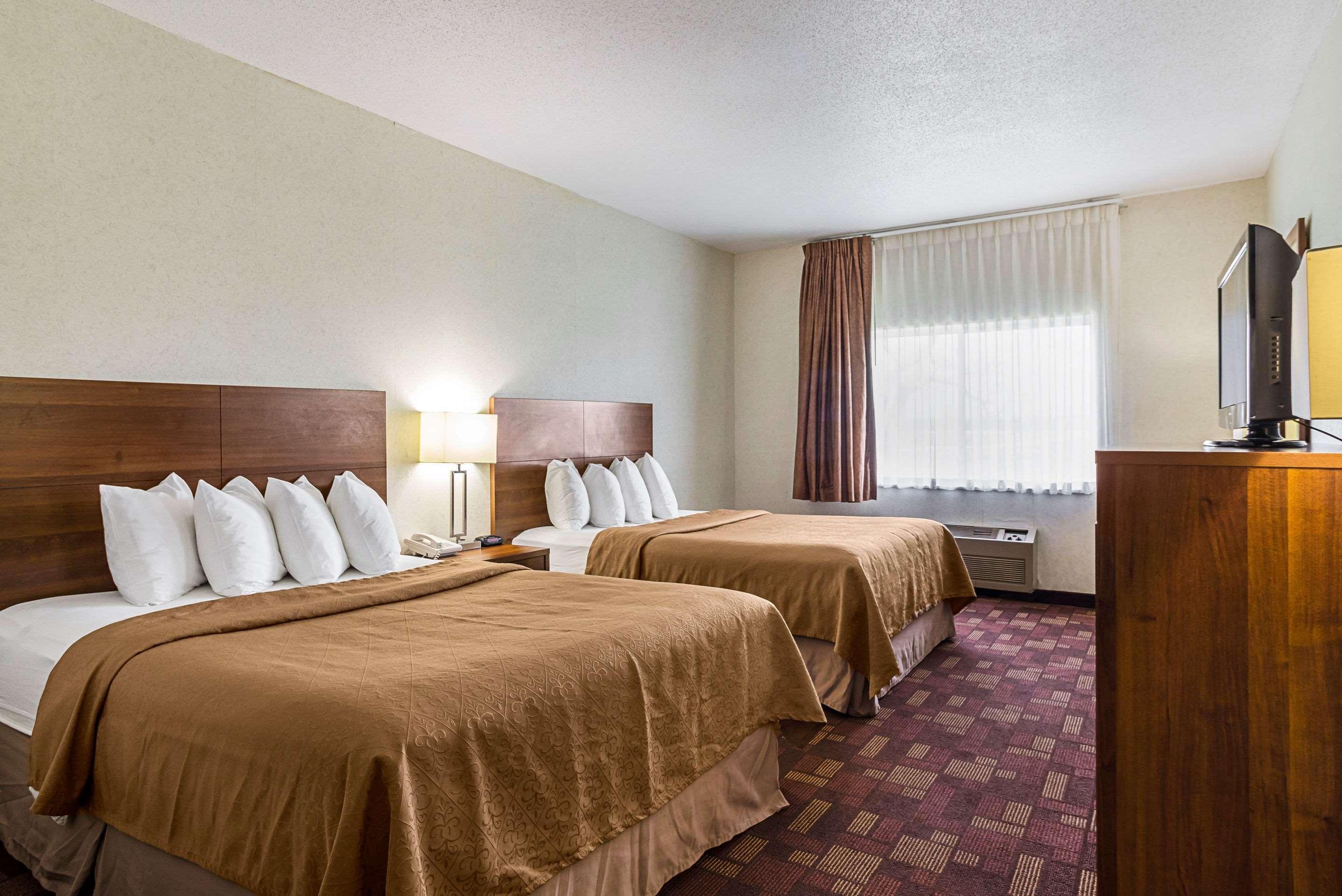 Econo Lodge Luverne I-90 Екстериор снимка
