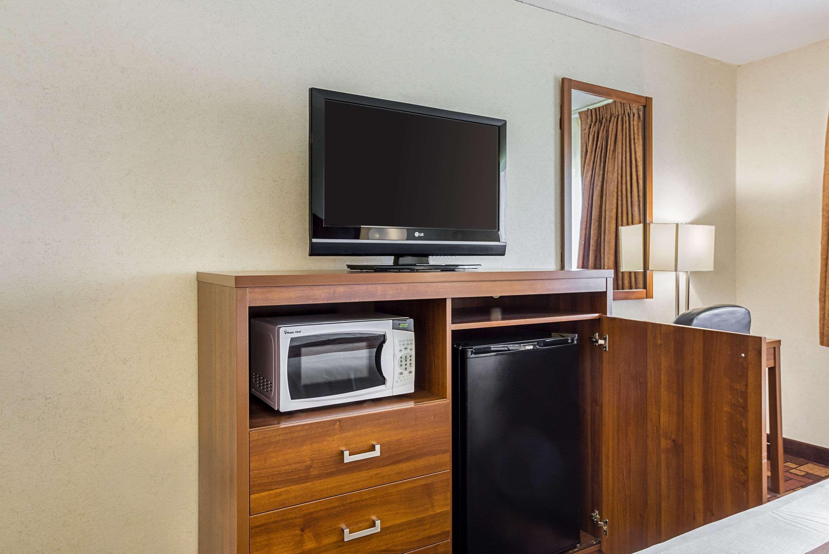 Econo Lodge Luverne I-90 Екстериор снимка