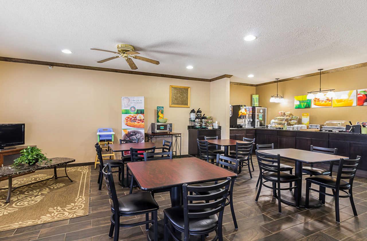 Econo Lodge Luverne I-90 Екстериор снимка