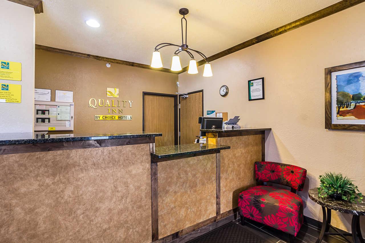 Econo Lodge Luverne I-90 Екстериор снимка
