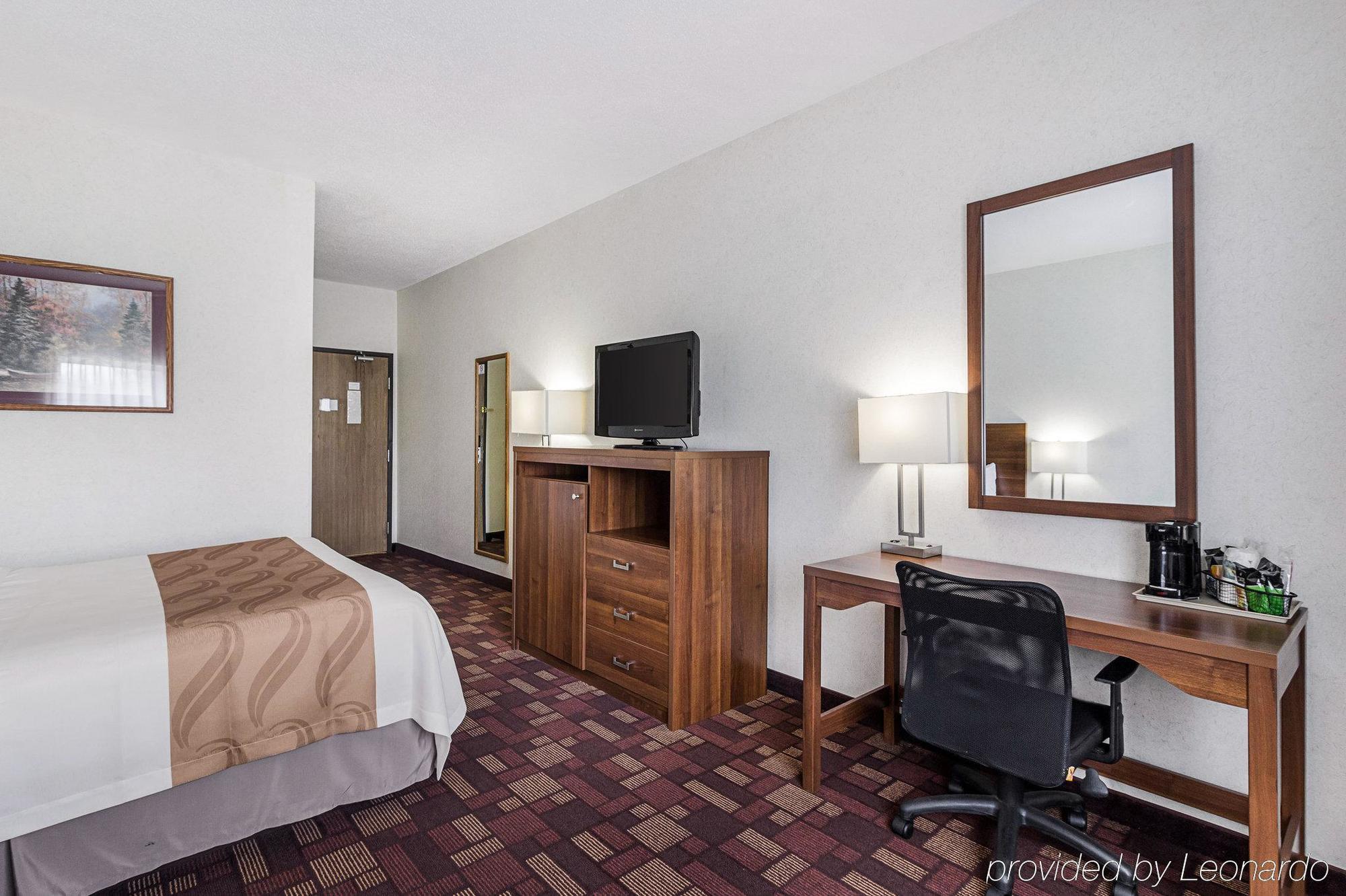 Econo Lodge Luverne I-90 Екстериор снимка