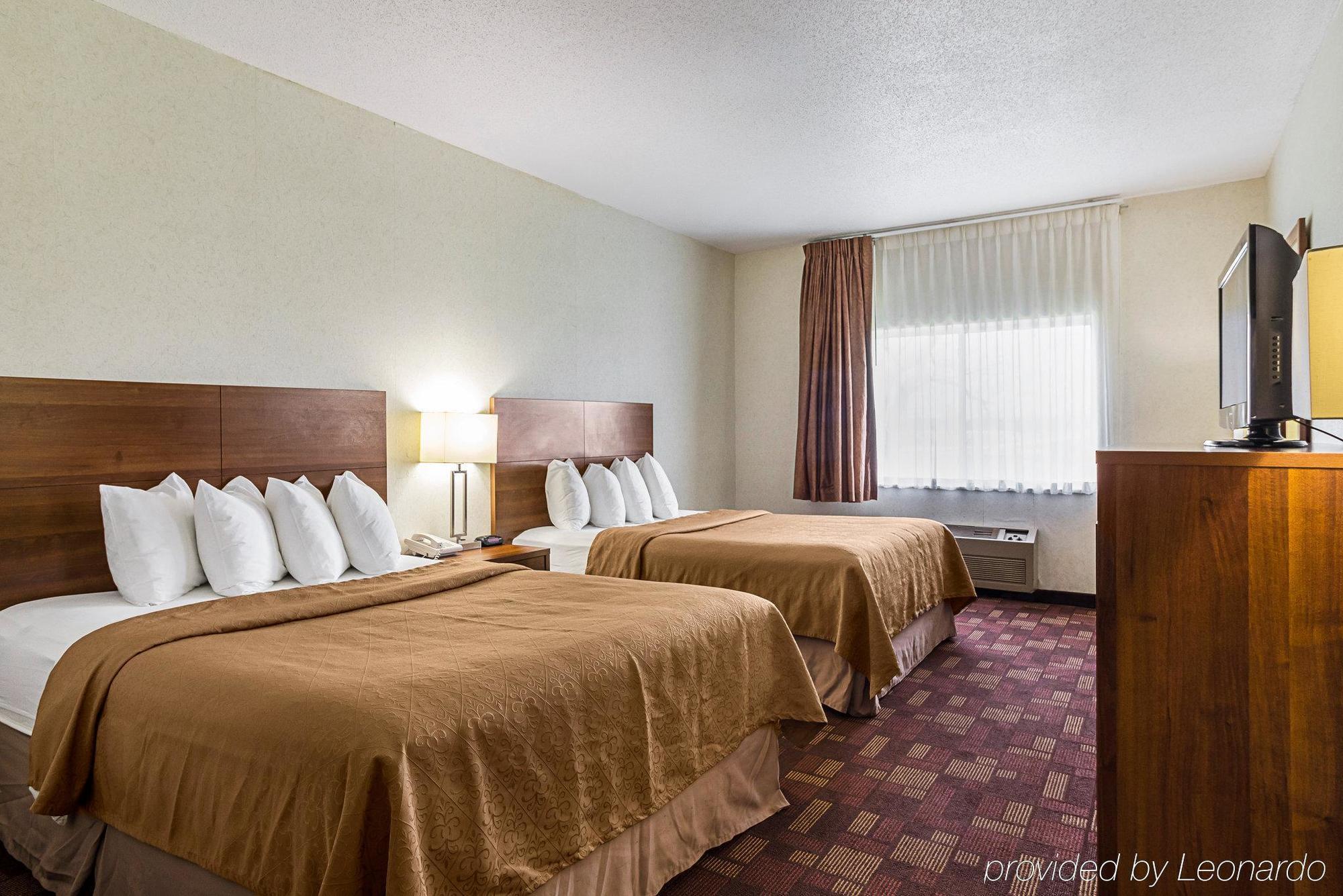 Econo Lodge Luverne I-90 Екстериор снимка